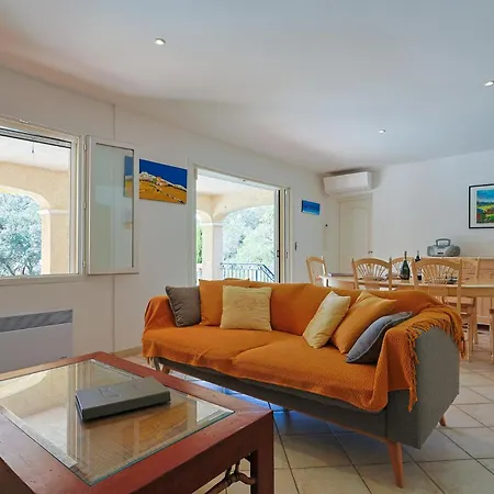 Дом отдыха Provenzalische L'olivier - Mit Terrasse Und Privatem Pool By Riviera Homelife